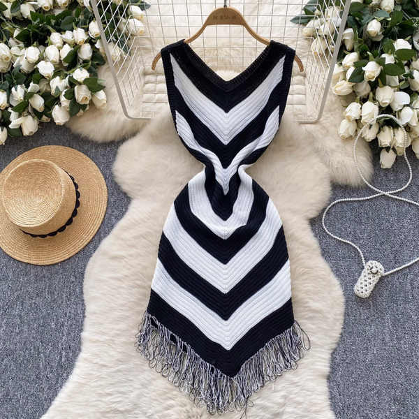Color-blocking Lozenge Knitted Dress
