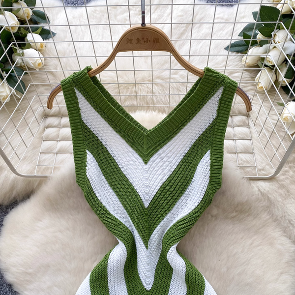Color-blocking Lozenge Knitted Dress