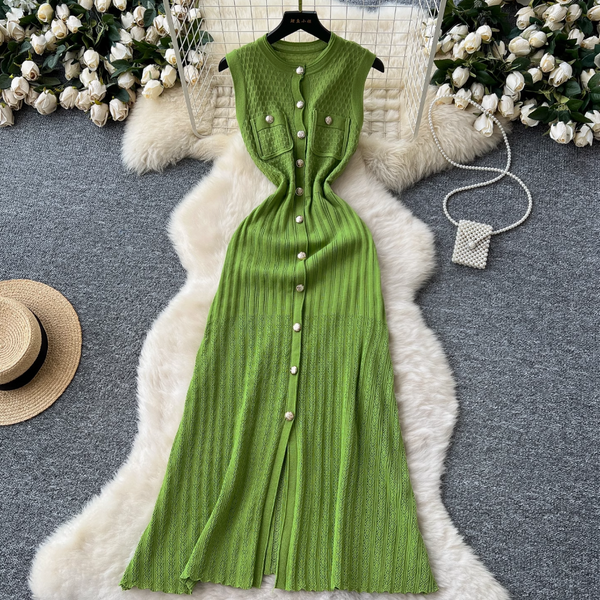 Round Collar Sleeveless Knitted Dress