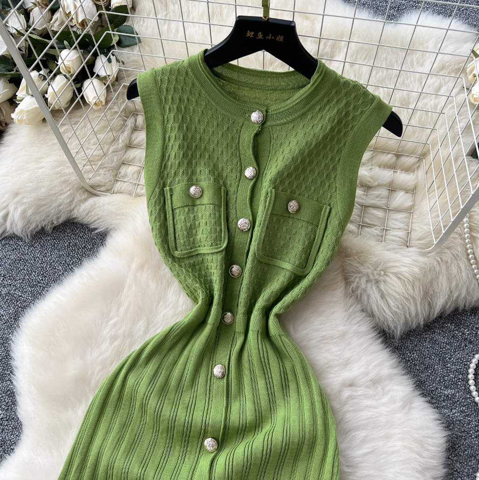 Round Collar Sleeveless Knitted Dress
