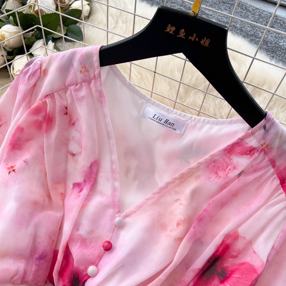 V-neck Pearl Buckle Floral Dress