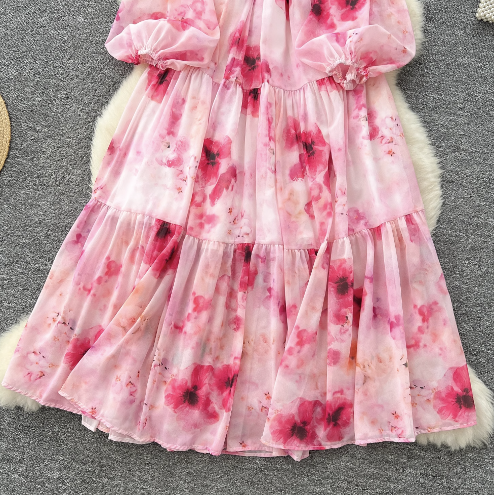 V-neck Pearl Buckle Floral Dress
