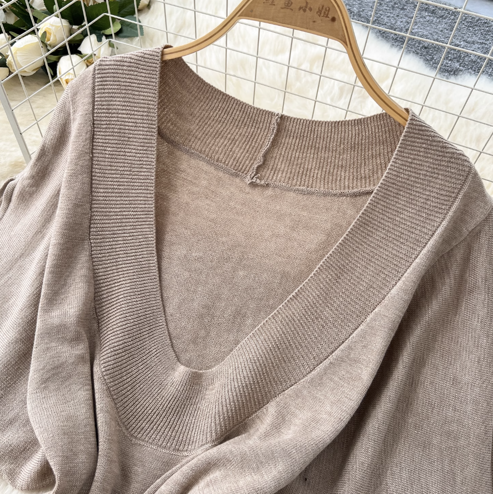 Deep V-neck Outwear Knitted Dress