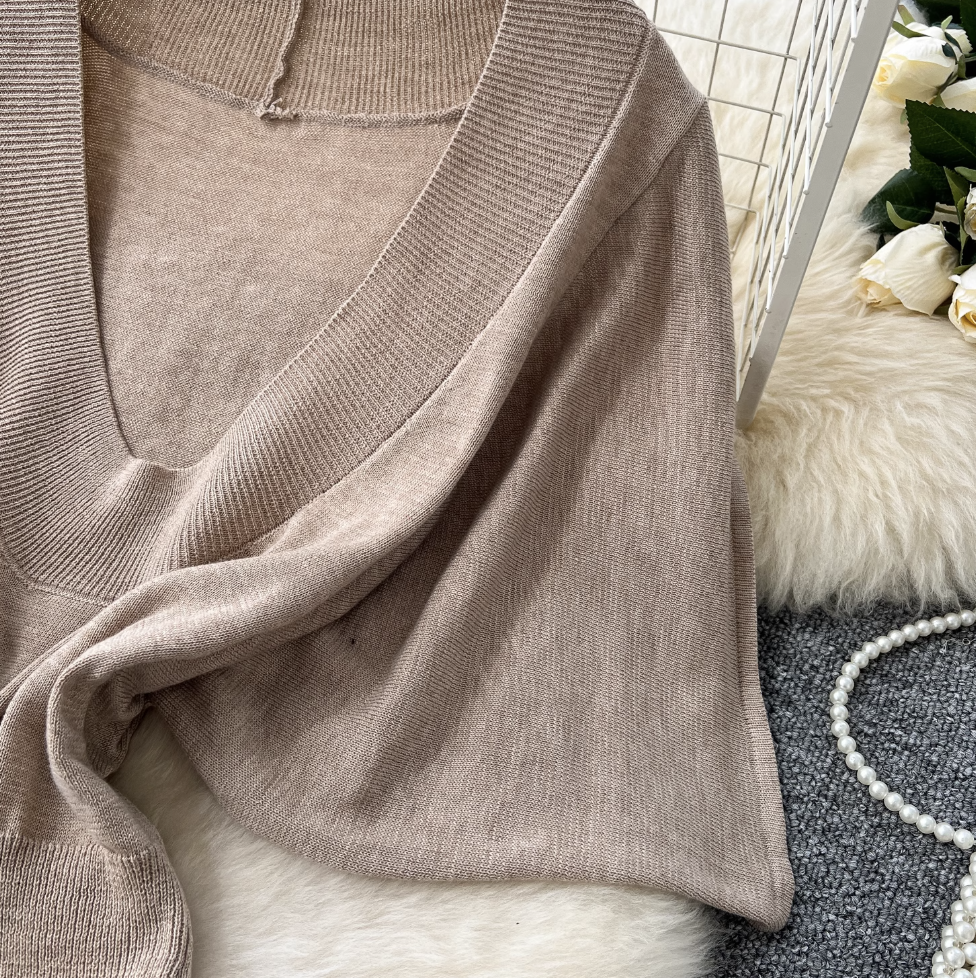Deep V-neck Outwear Knitted Dress