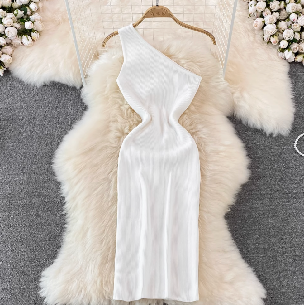 Slant Neckline Slim-fit Knitted Dress