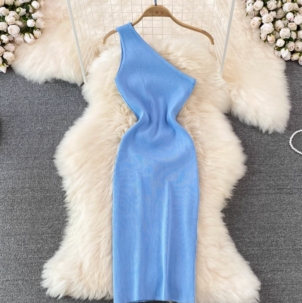 Slant Neckline Slim-fit Knitted Dress