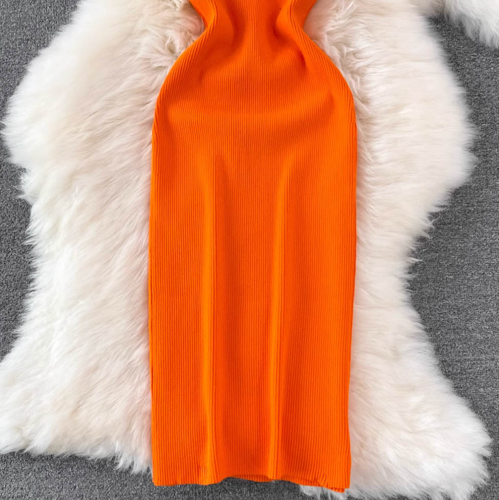 Slant Neckline Slim-fit Knitted Dress