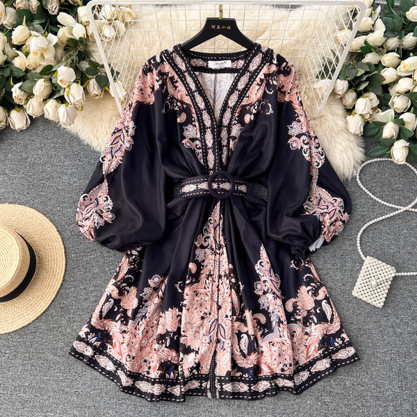 Courtly V-neck Floral Printed Dress