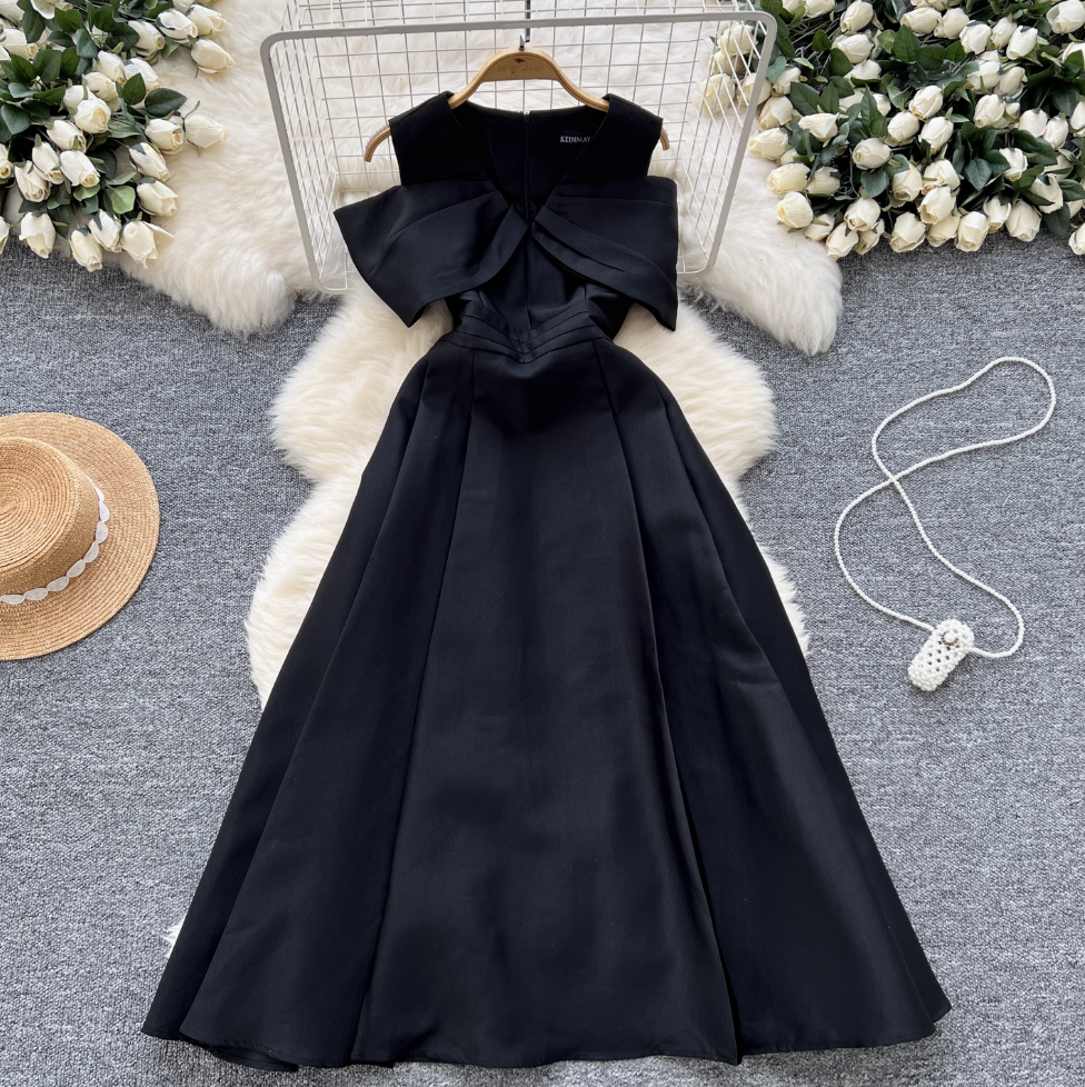 Elegant Hollowed Sleeve Party Dress
