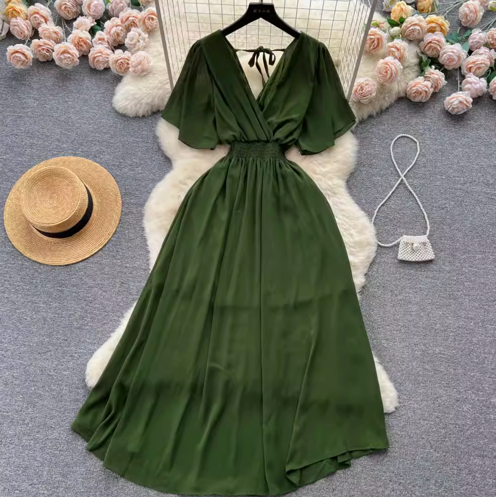 V-neck Stretchy Solid Color Chiffon Dress