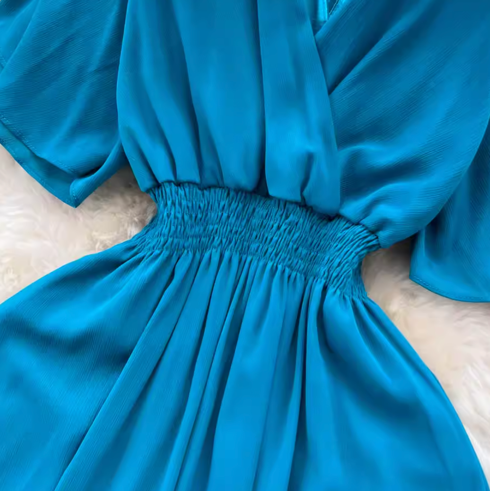V-neck Stretchy Solid Color Chiffon Dress