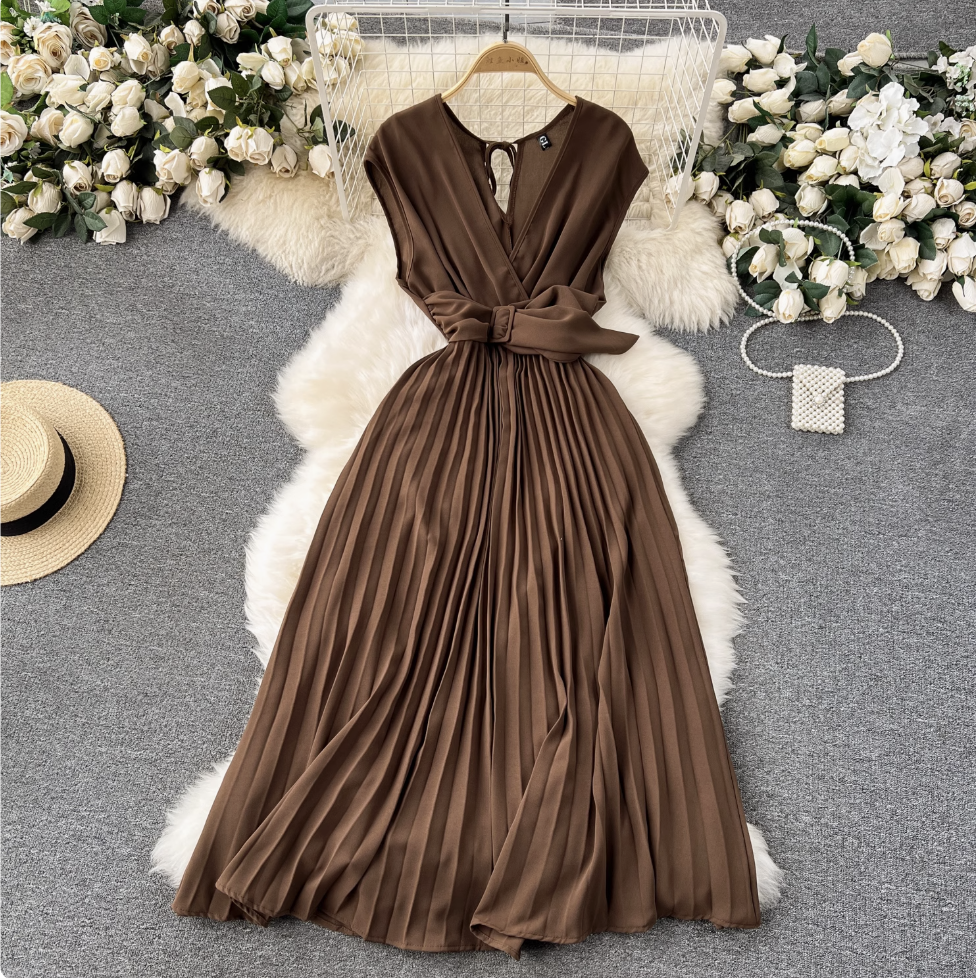 V-neck Knotted Bow Pleated Dress