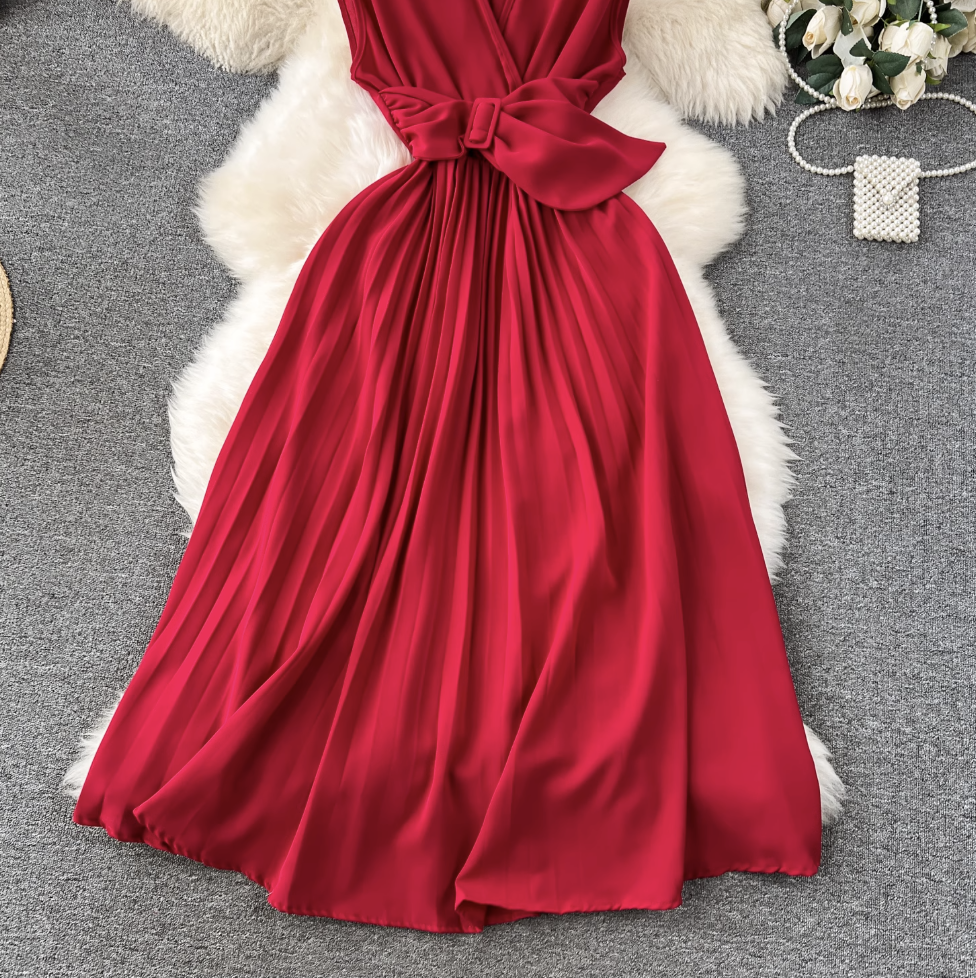 V-neck Knotted Bow Pleated Dress