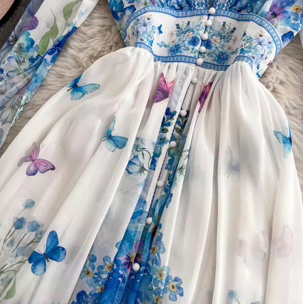 Courtly V-neck Floral Printed Dress