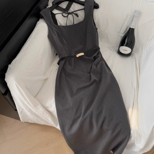 Elegant Square Neckline Sleeveless Dress