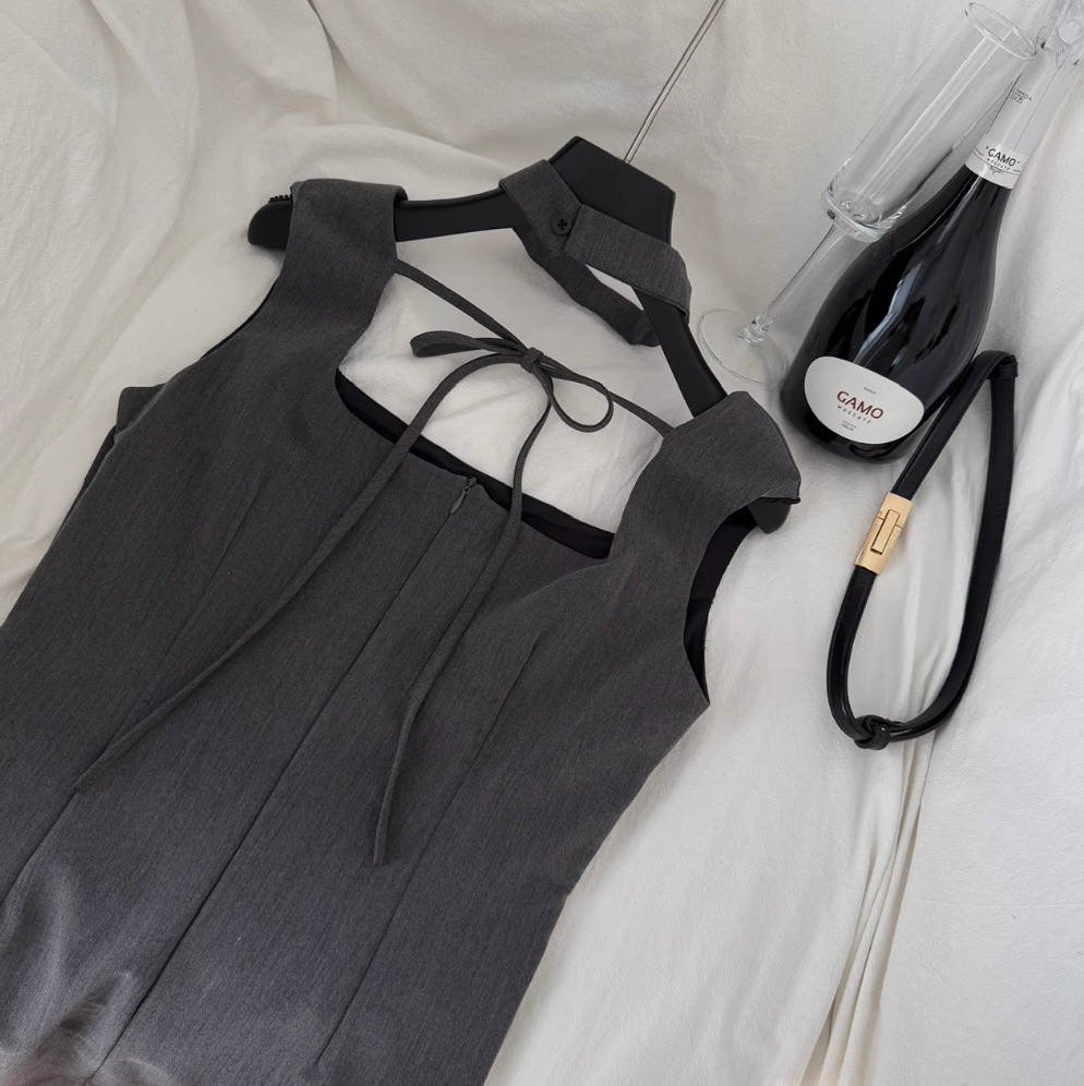 Elegant Square Neckline Sleeveless Dress