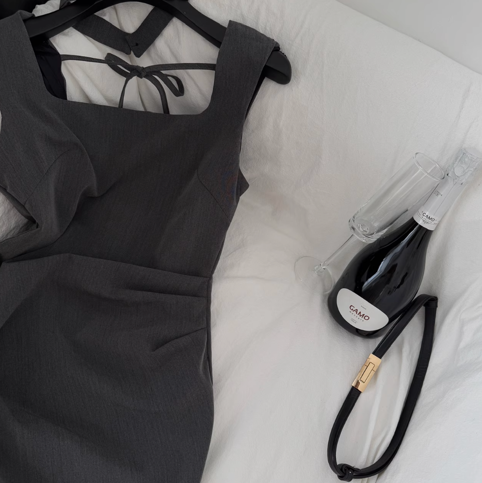 Elegant Square Neckline Sleeveless Dress