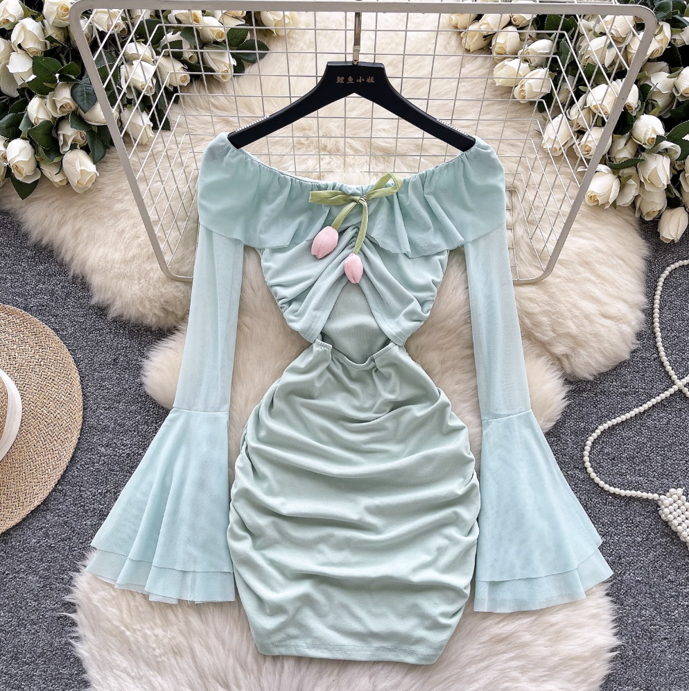 Cutie Off-shoulder Hollowed Pleated Dress