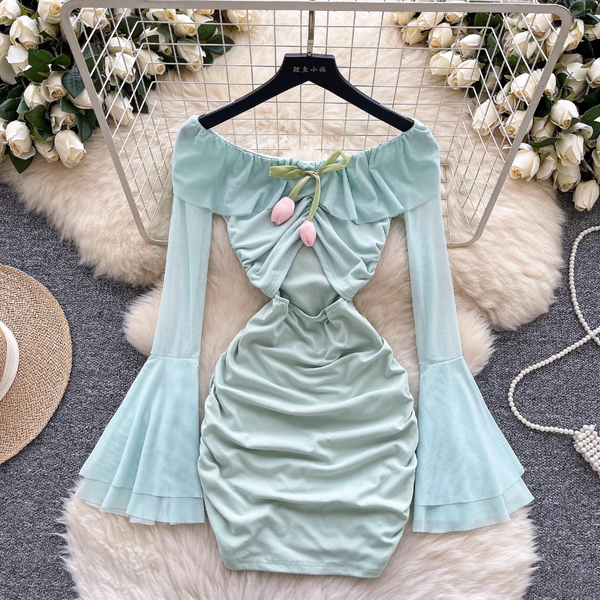 Cutie Off-shoulder Hollowed Pleated Dress