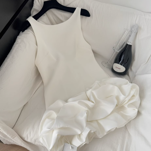 Simple Design Ruffled Vest Dress