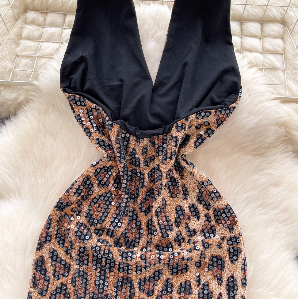 Deep V-neck Sequined Leopard Printed Dress