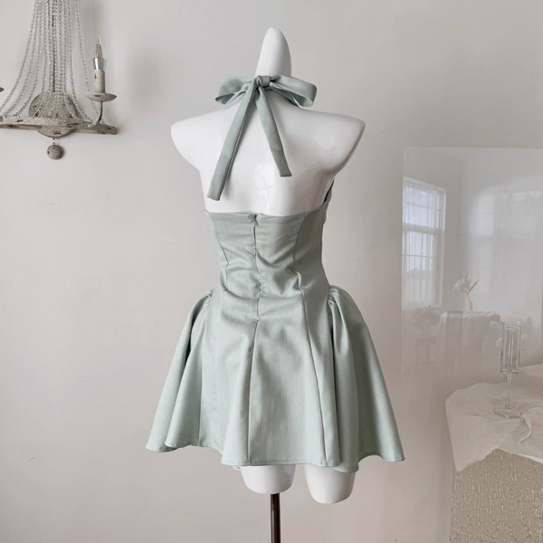 Premium V-neck Pleated Halter Dress