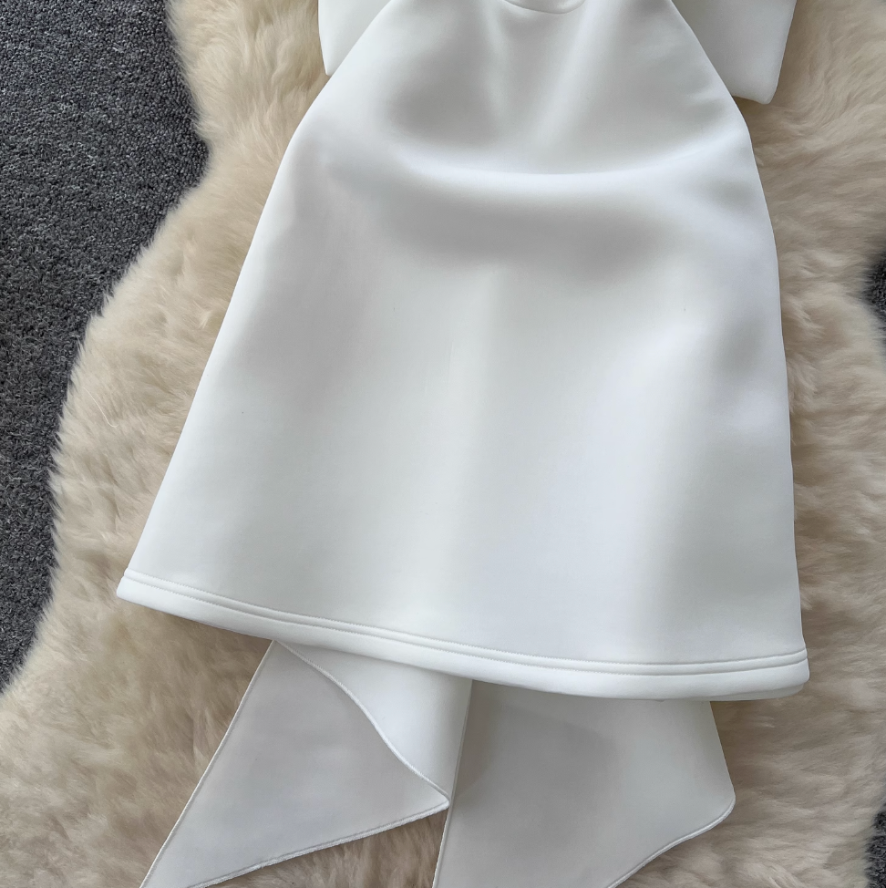 V-neck Back Bow White Dress