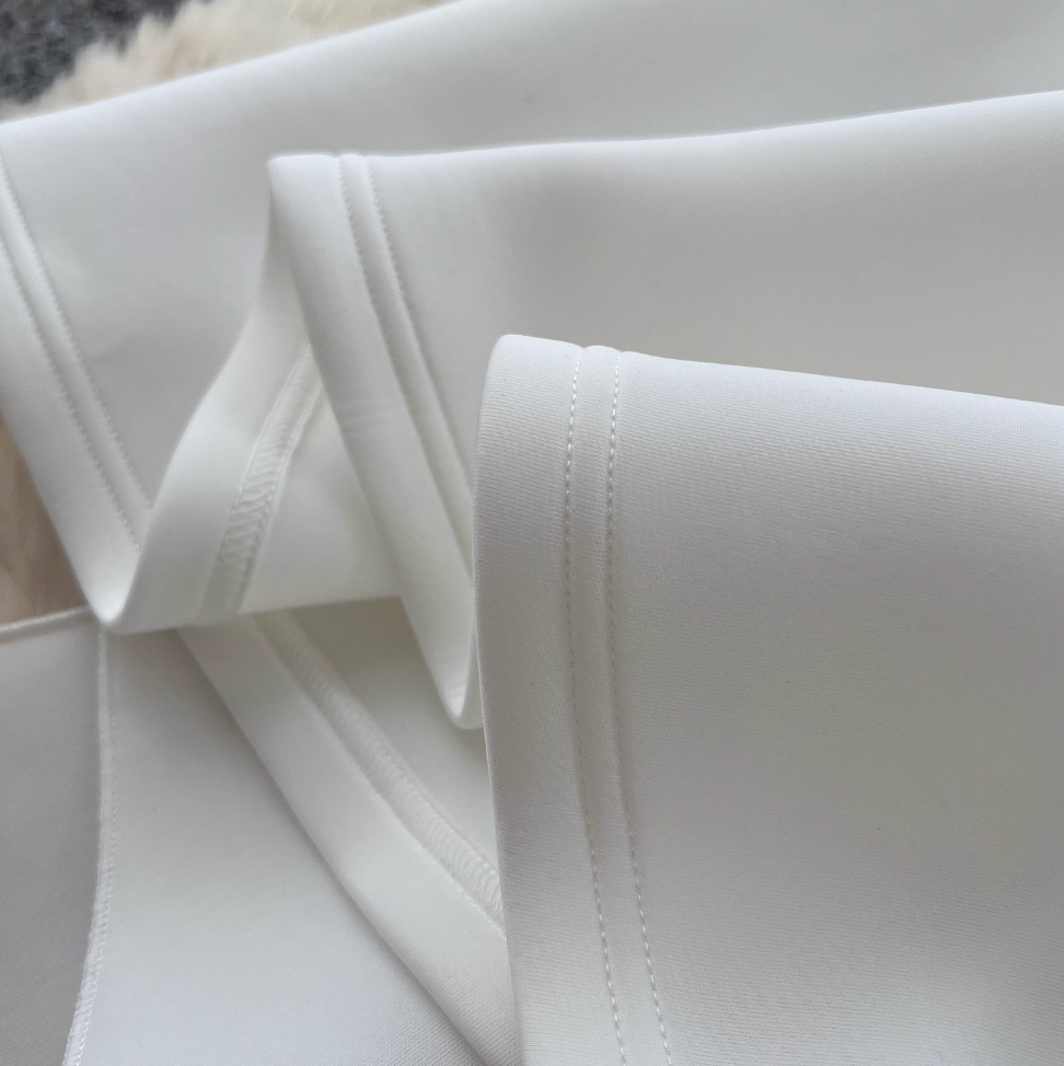V-neck Back Bow White Dress