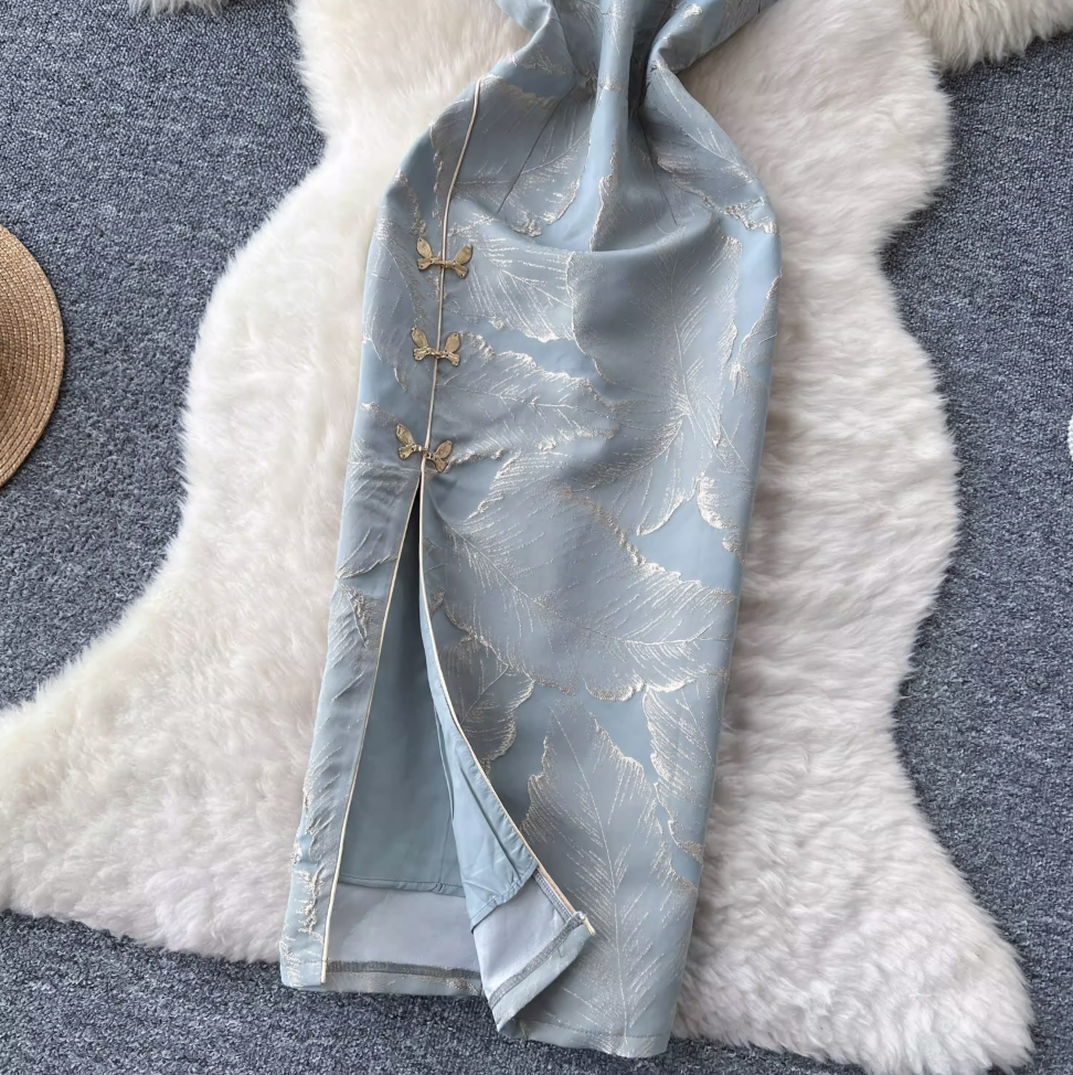 Chinese Style Jacquard Split Cheongsam