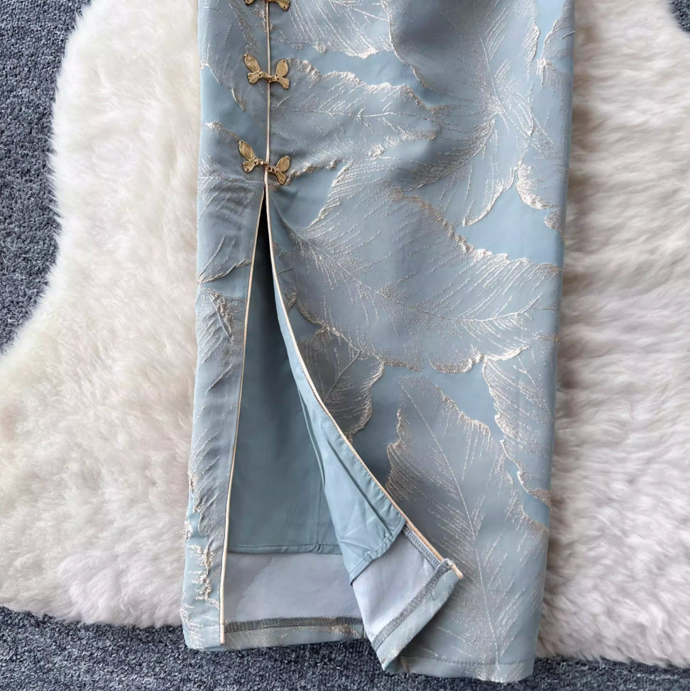 Chinese Style Jacquard Split Cheongsam