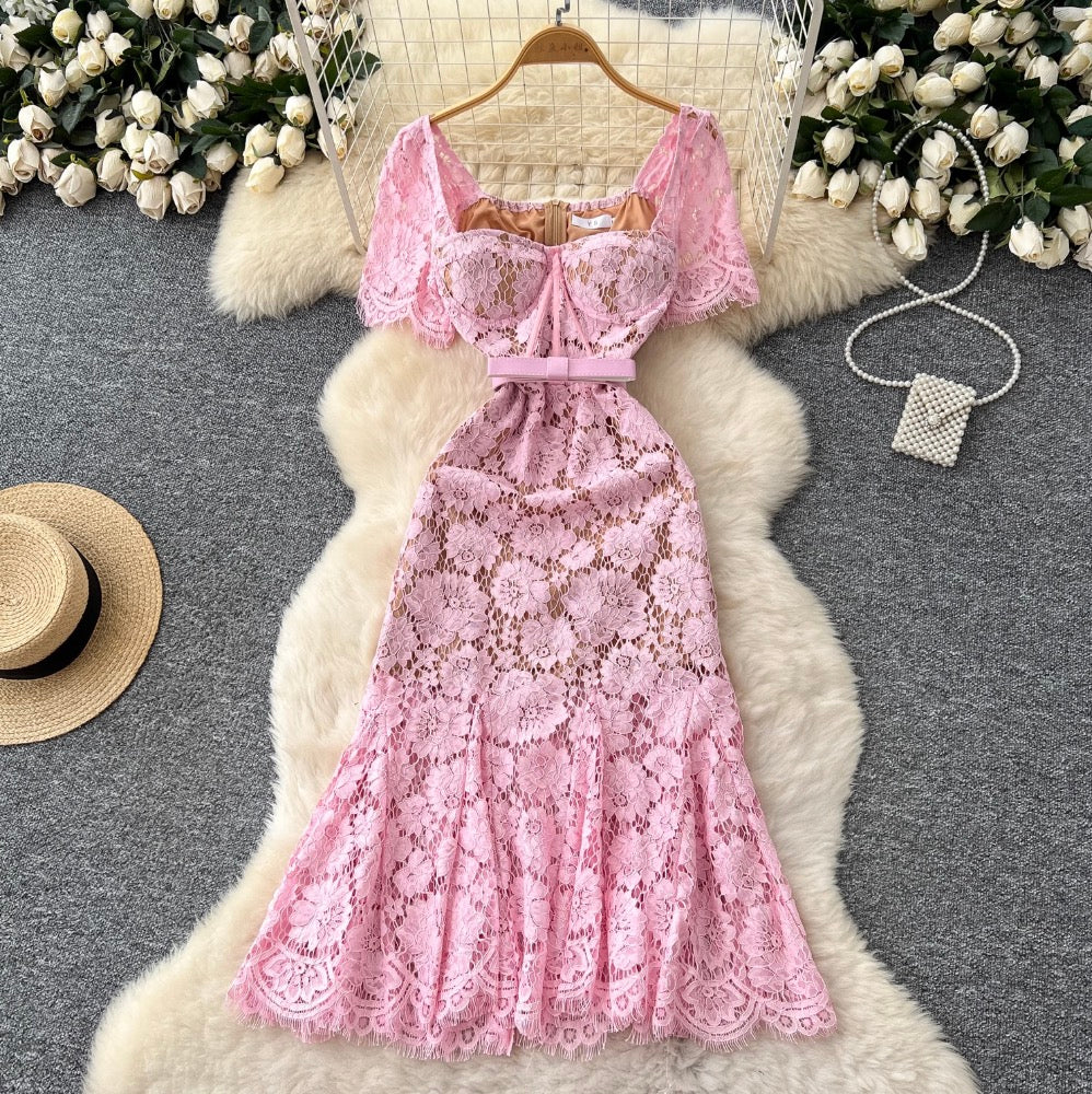 Floral Embroidered Lace Fishtail Dress