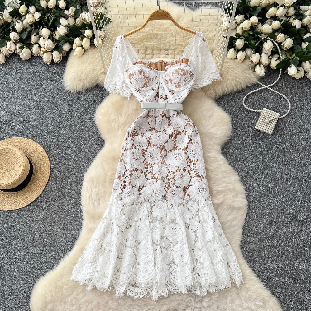 Floral Embroidered Lace Fishtail Dress