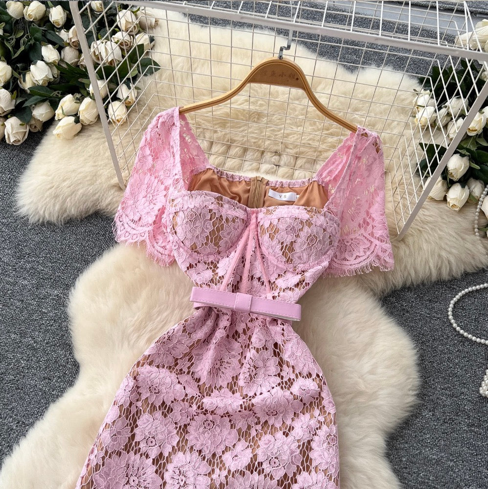 Floral Embroidered Lace Fishtail Dress