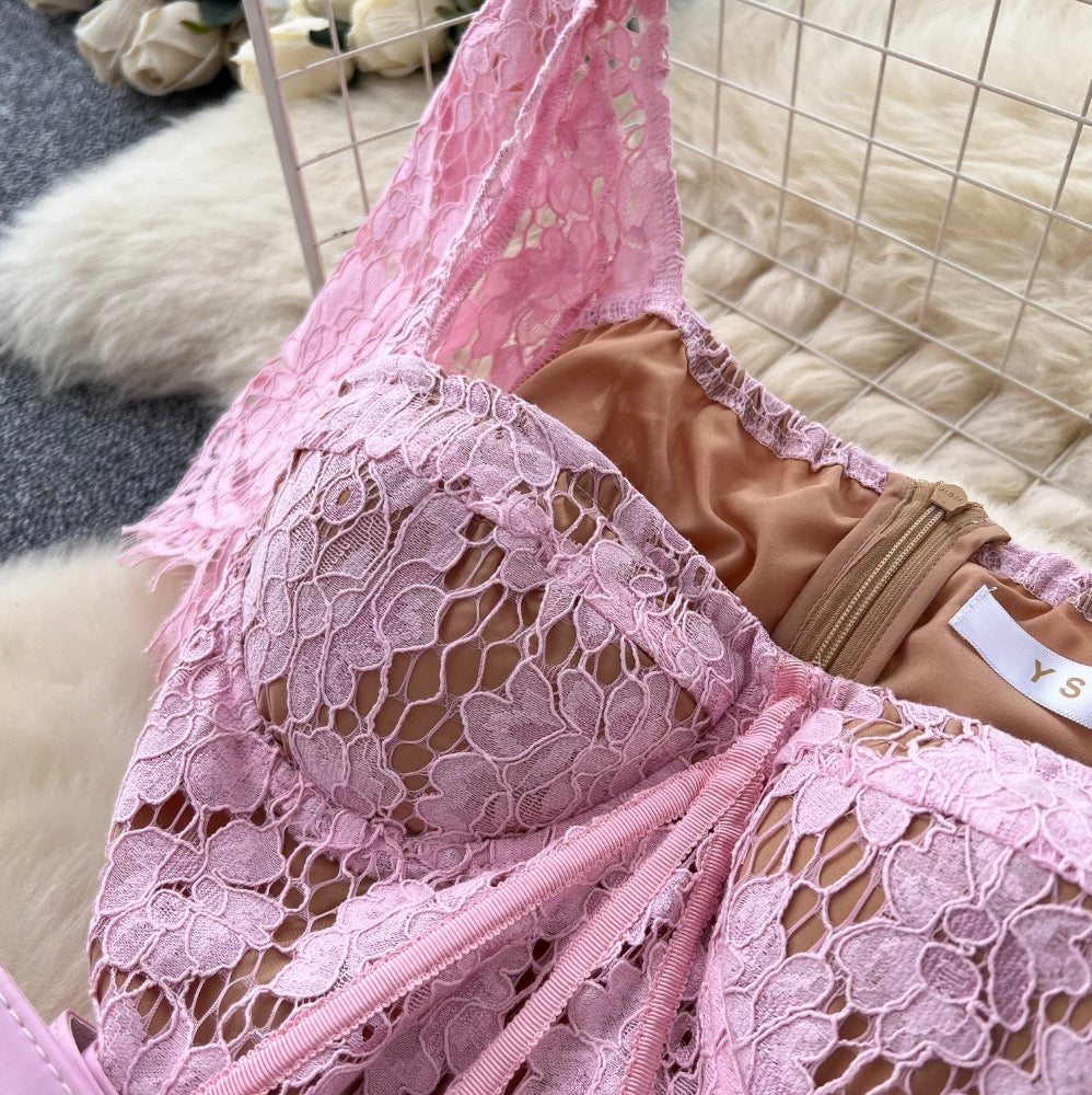 Floral Embroidered Lace Fishtail Dress
