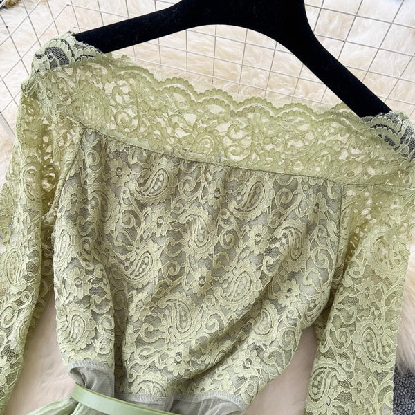 Off-shoulder Puffy Layered Lace Dress