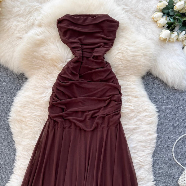 Niche Off-shoulder Pleated Coffee Dress