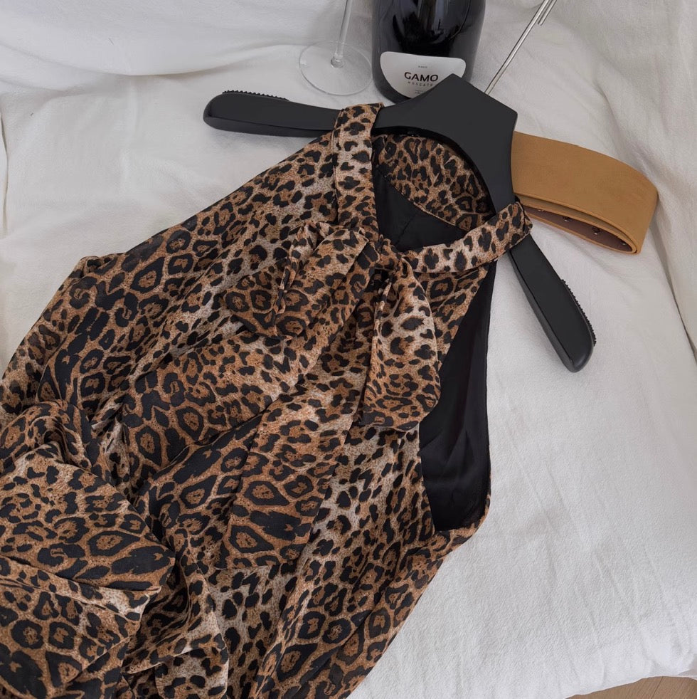 Sexy Leopard Printed Halter Dress