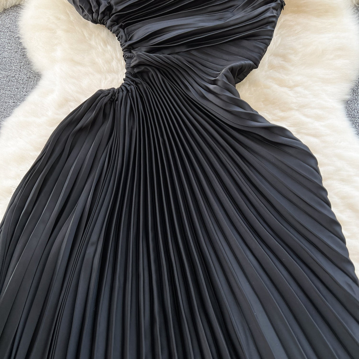 Slant Neckline Pleated Black Dress