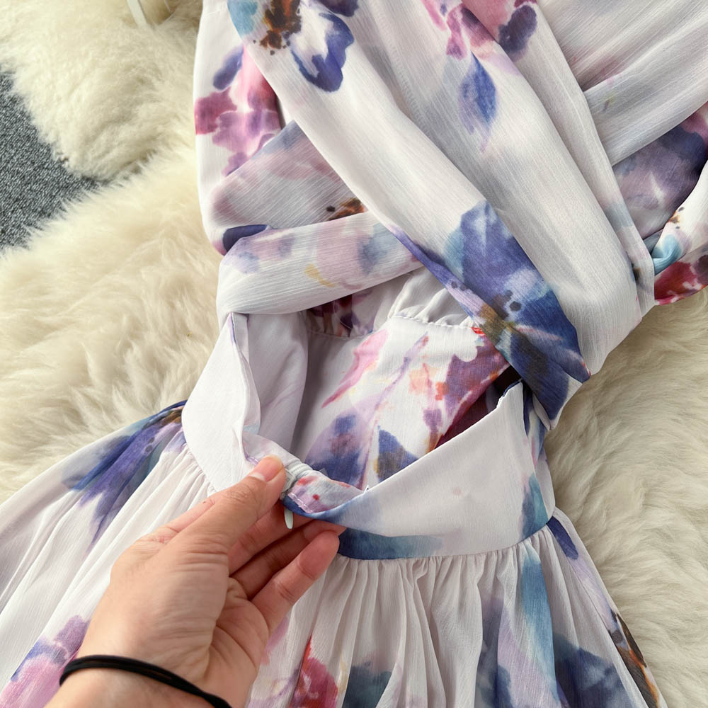 V-neck Sleeveless Floral Pleated Dress