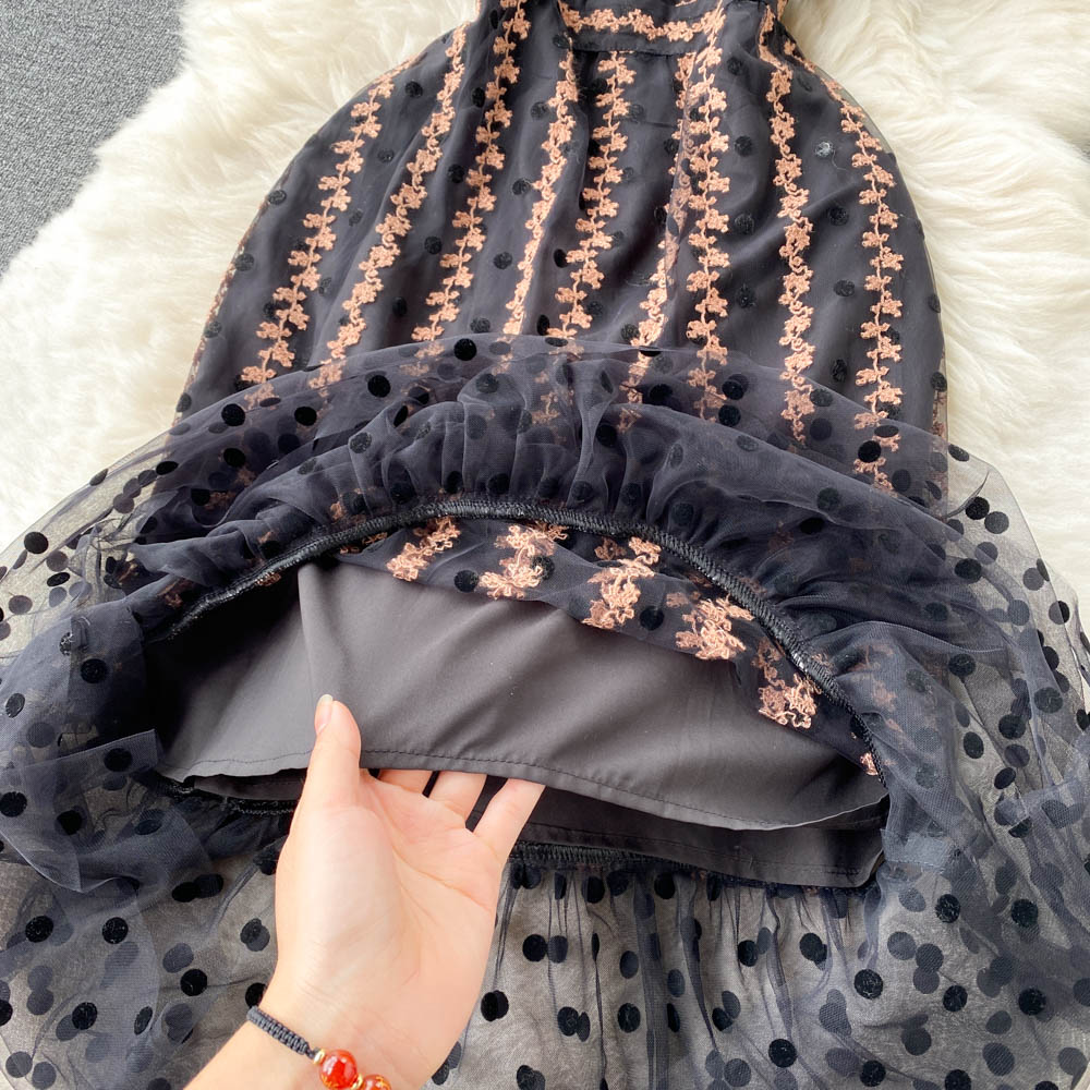 Elegant Mesh Embroidered Fishtail Dress