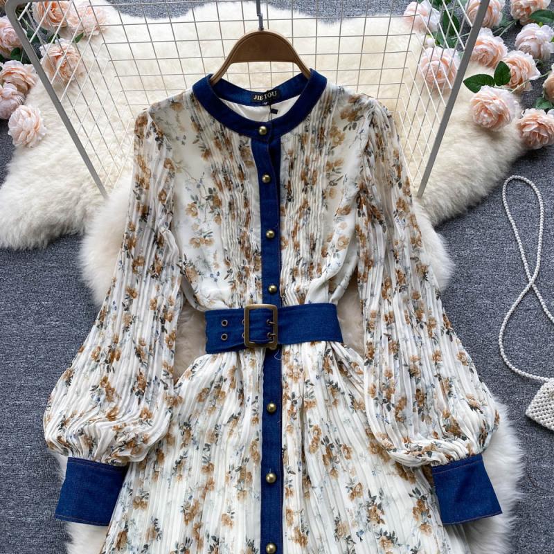 Round Neck Floral Chiffon Dress