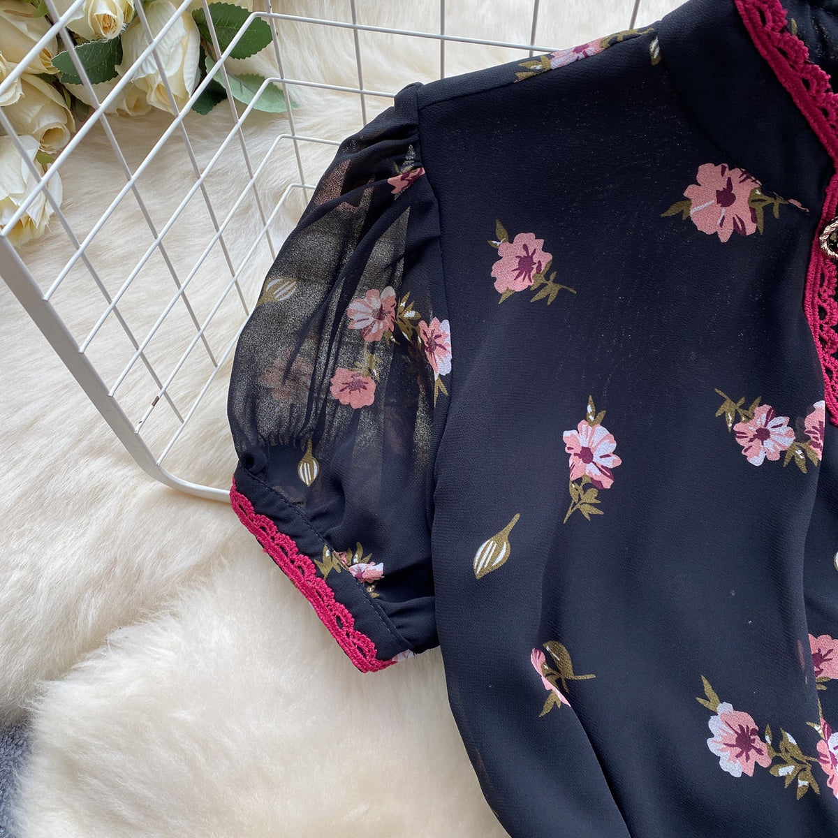 Sweetie Lace Trim Floral Cheongsam