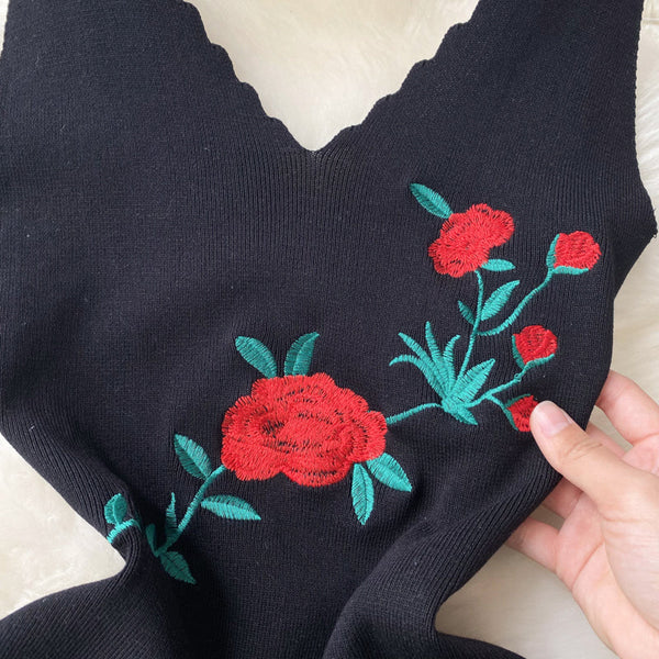 Rose Embroidered Knitted Slit Dress
