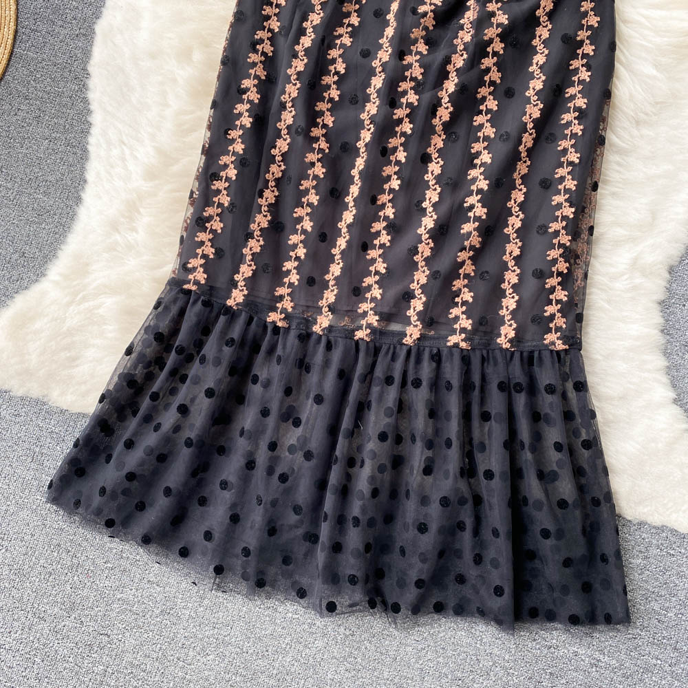 Elegant Mesh Embroidered Fishtail Dress