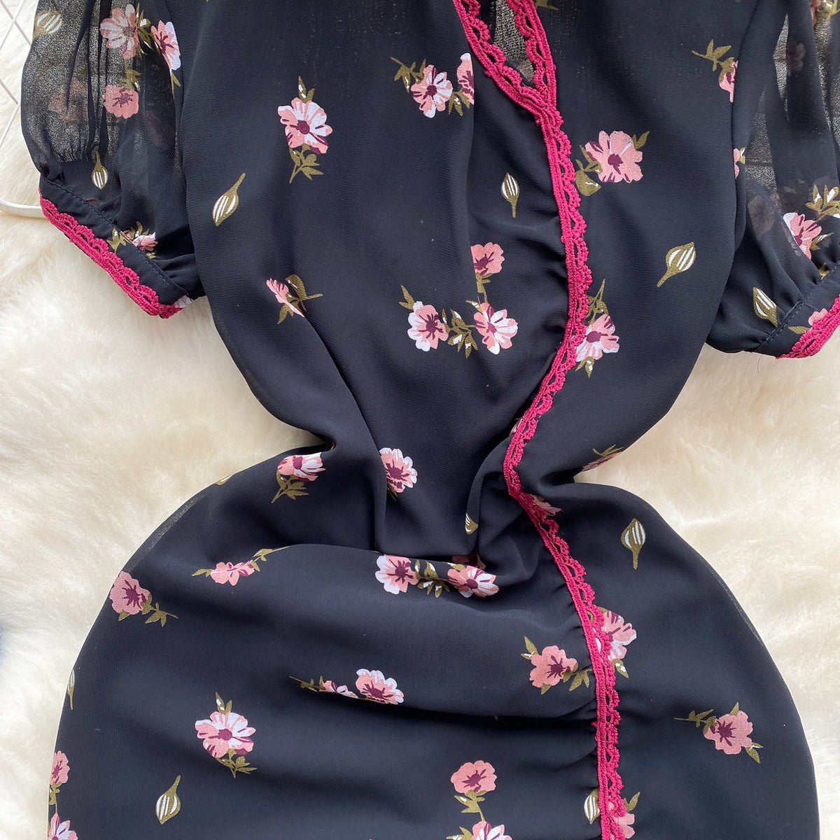 Sweetie Lace Trim Floral Cheongsam