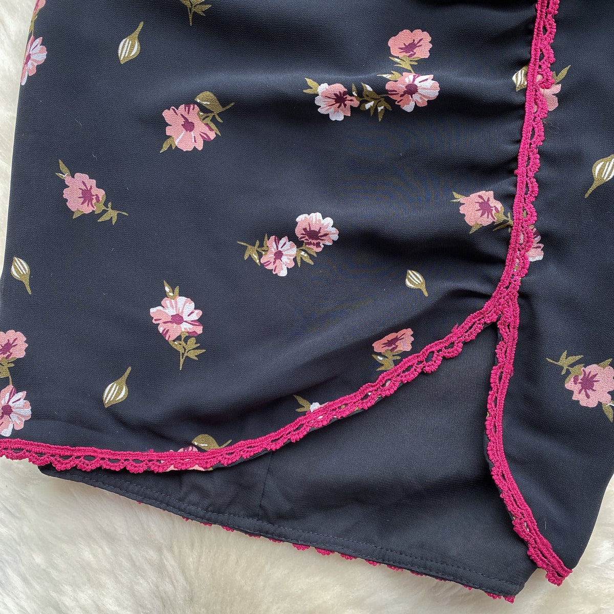 Sweetie Lace Trim Floral Cheongsam
