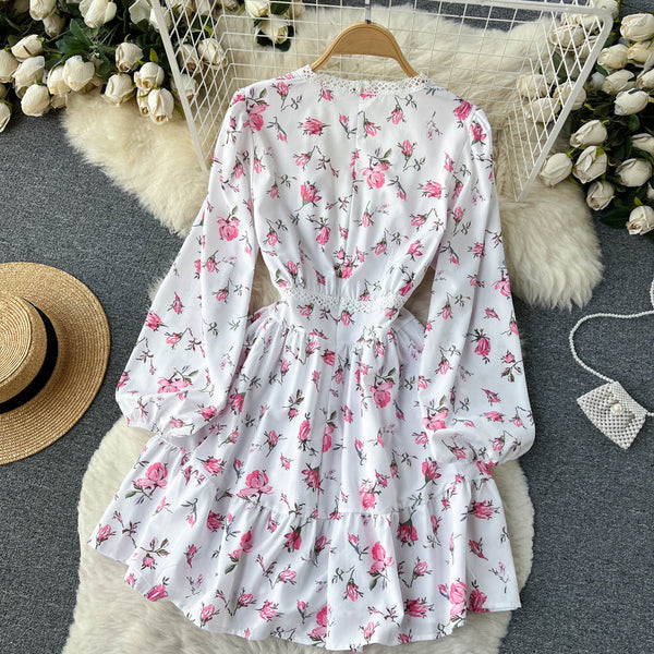 Sweet Lace V-neck Floral Dress