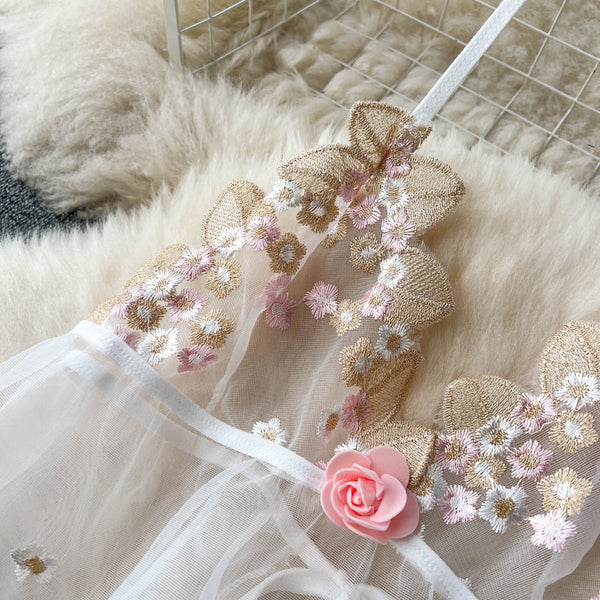 Sweet Lace Patchwork Embroidered Poncho Dress