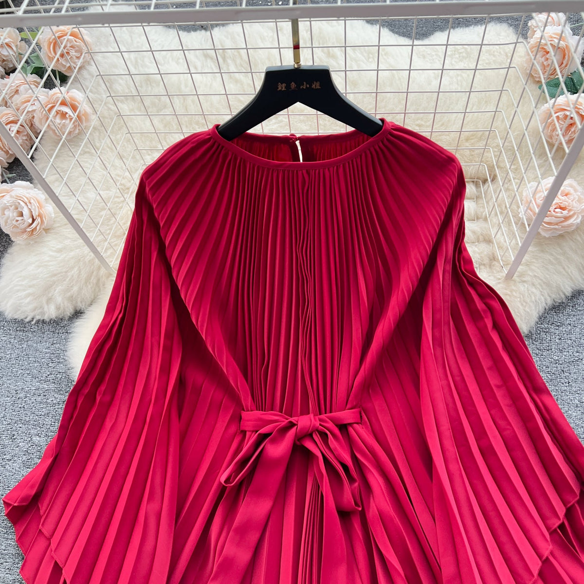 Solid Color Lace-up Pleated Dress