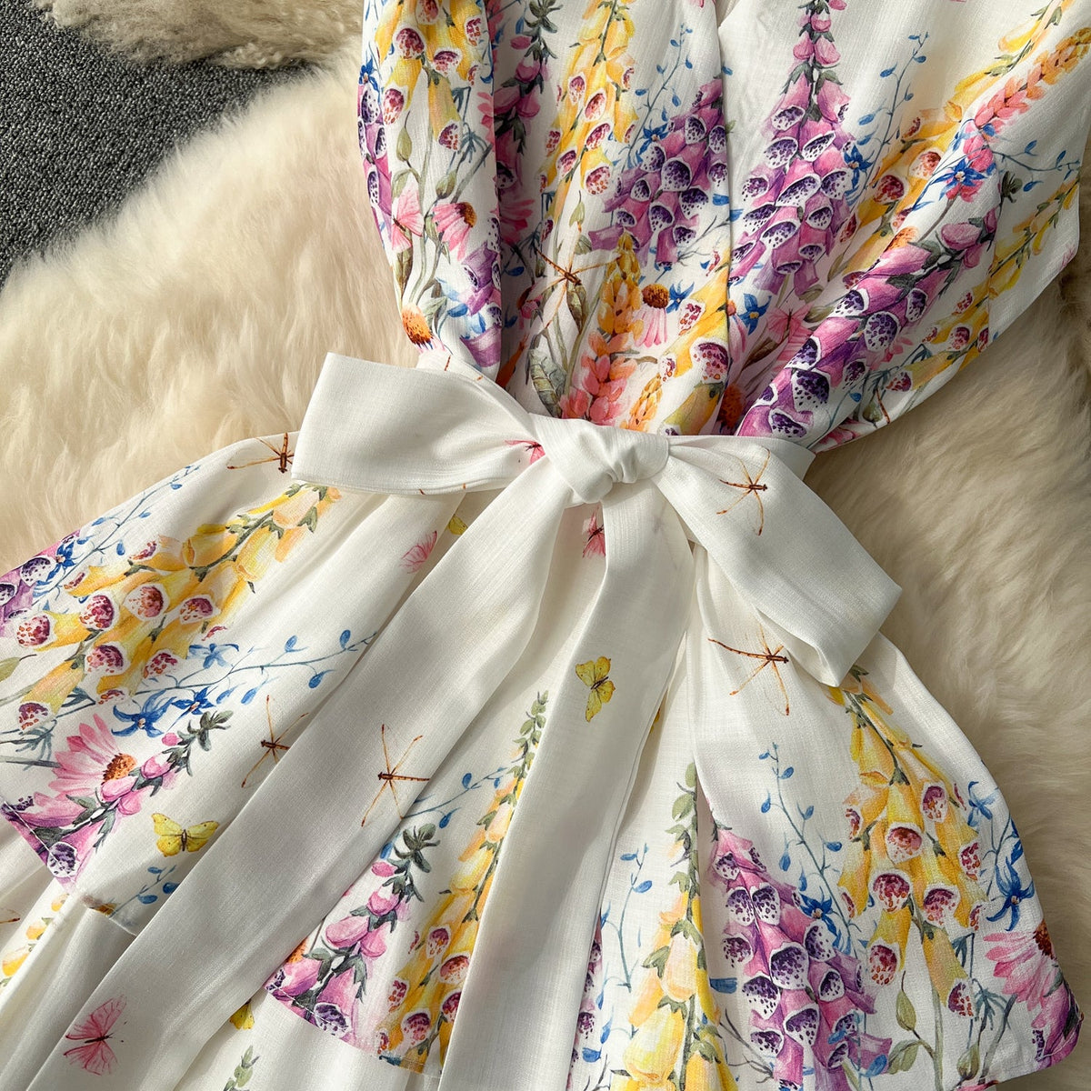 Elegant Sleeveless Floral Layered Dress